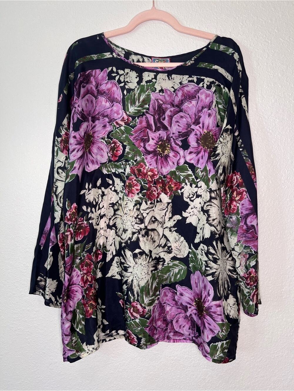 Johnny Was 100% Silk Floral Print Top Blouse Size Medium
